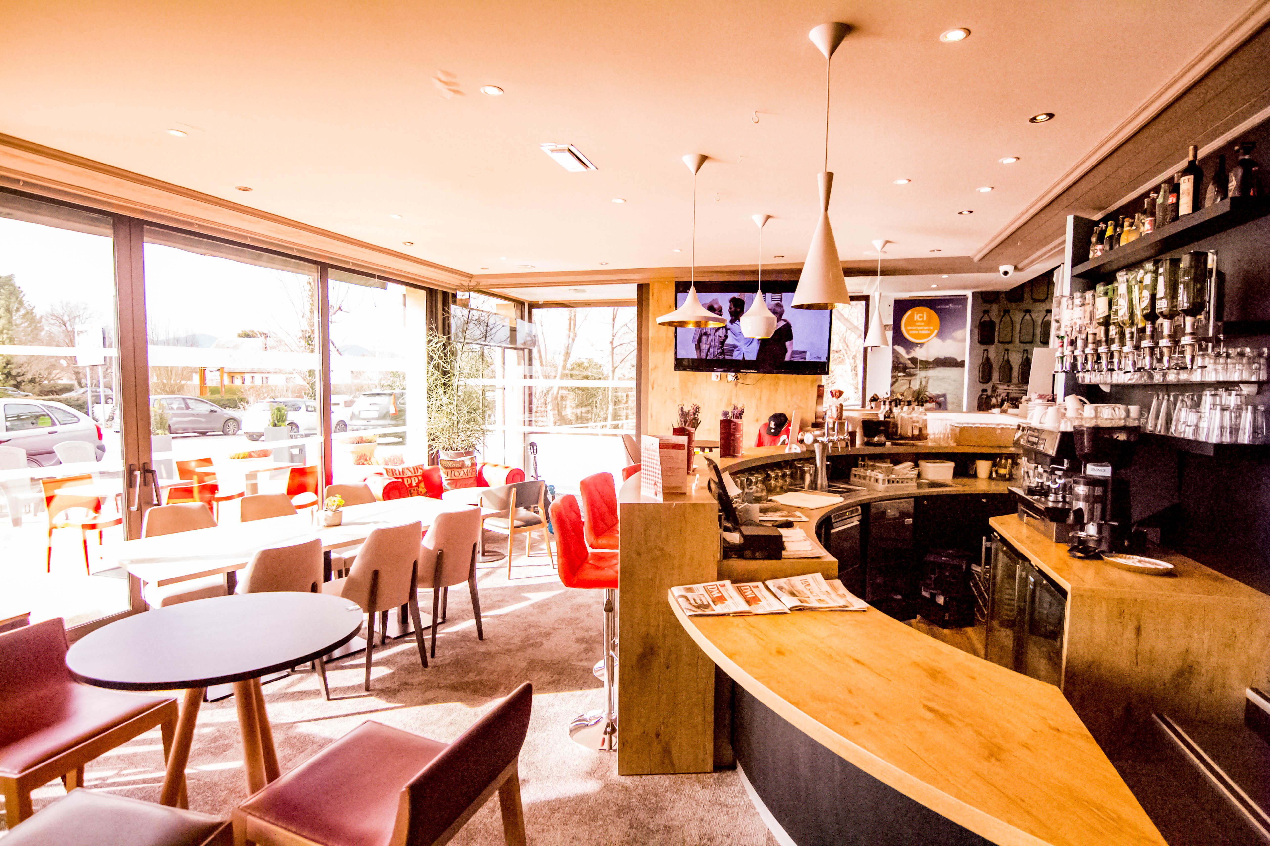 Ibis Colmar Est - Hotel Restaurant En Alsace Horbourg-Wihr Exterior photo