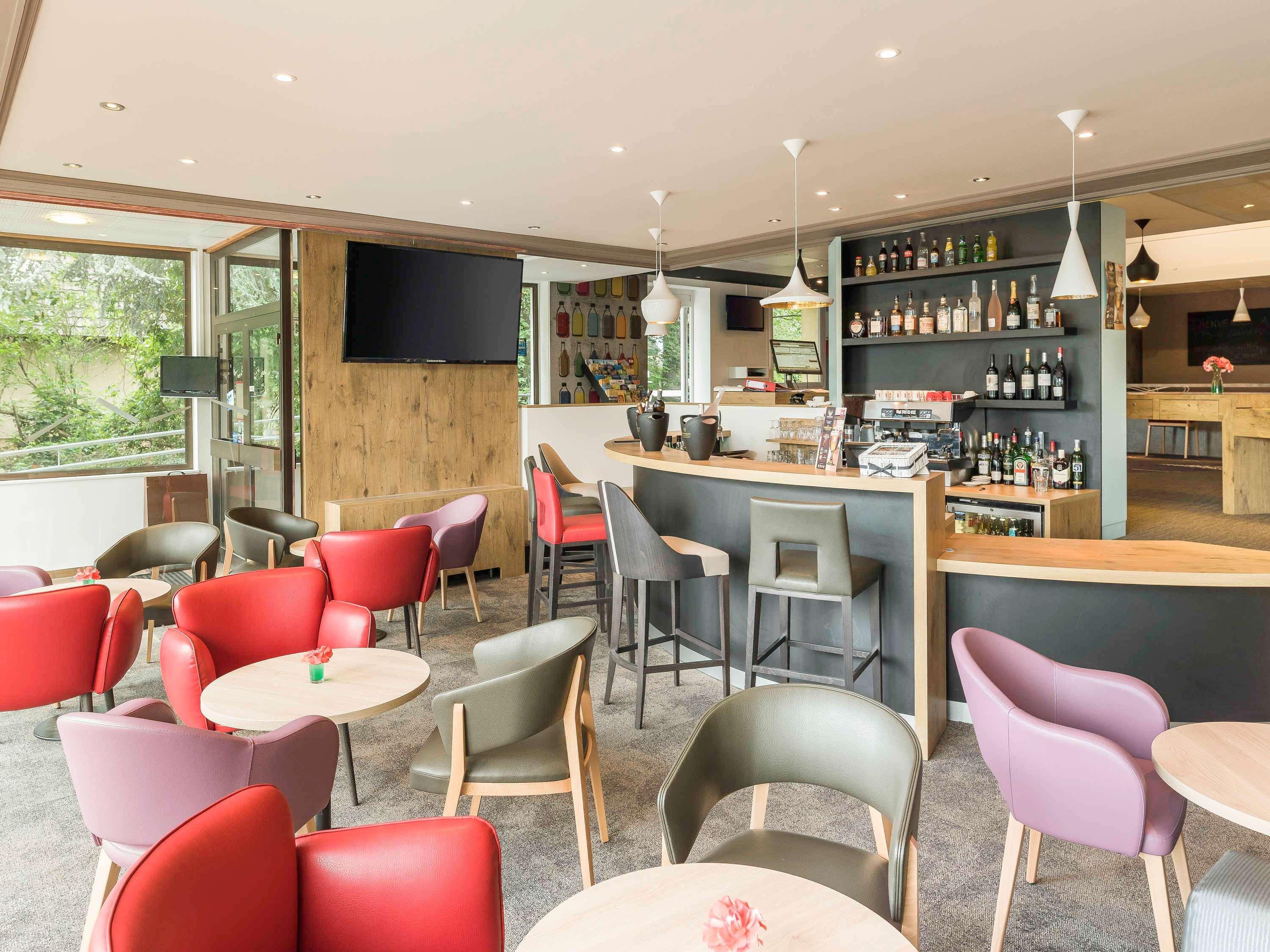Ibis Colmar Est - Hotel Restaurant En Alsace Horbourg-Wihr Exterior photo