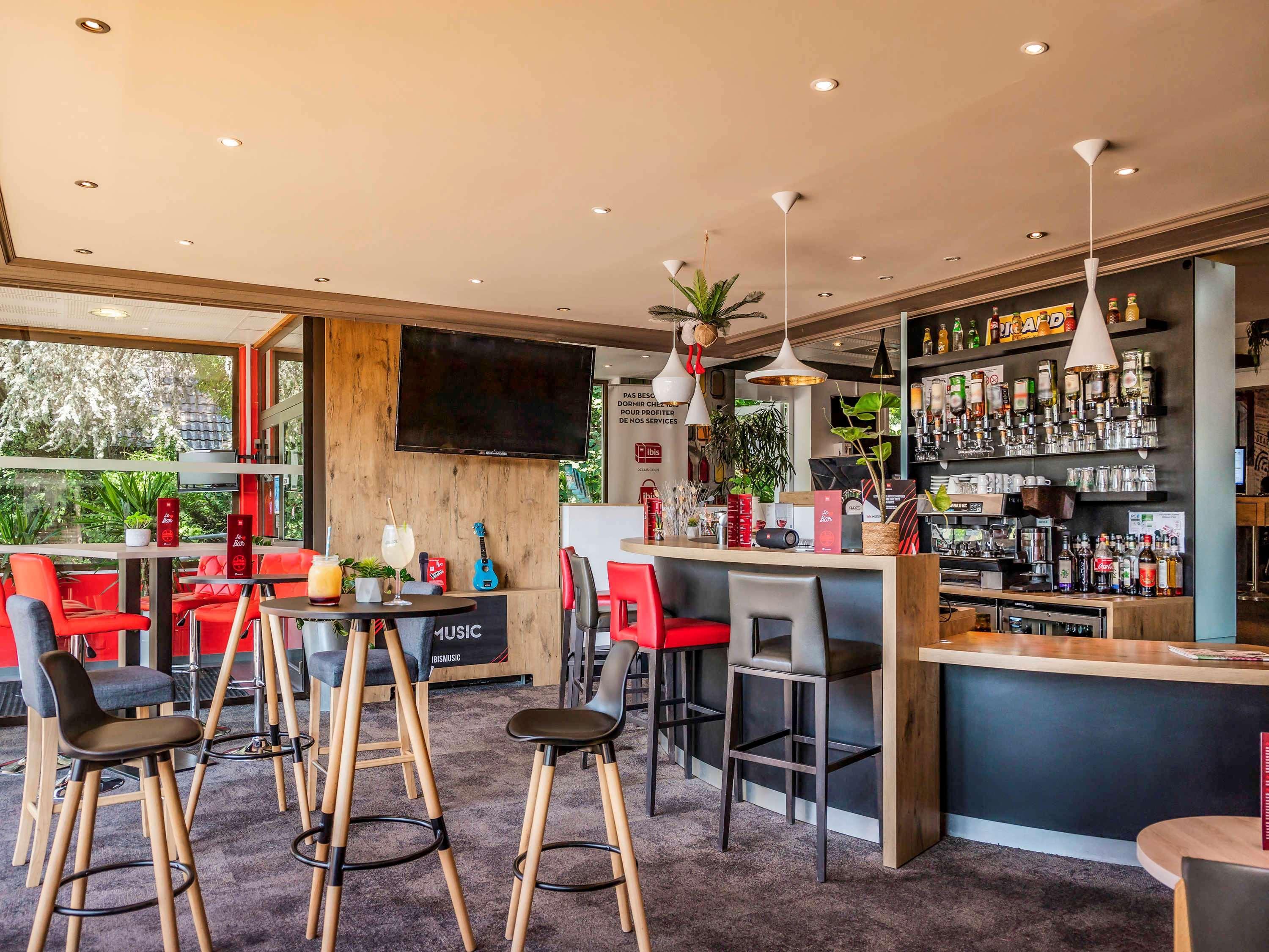 Ibis Colmar Est - Hotel Restaurant En Alsace Horbourg-Wihr Exterior photo