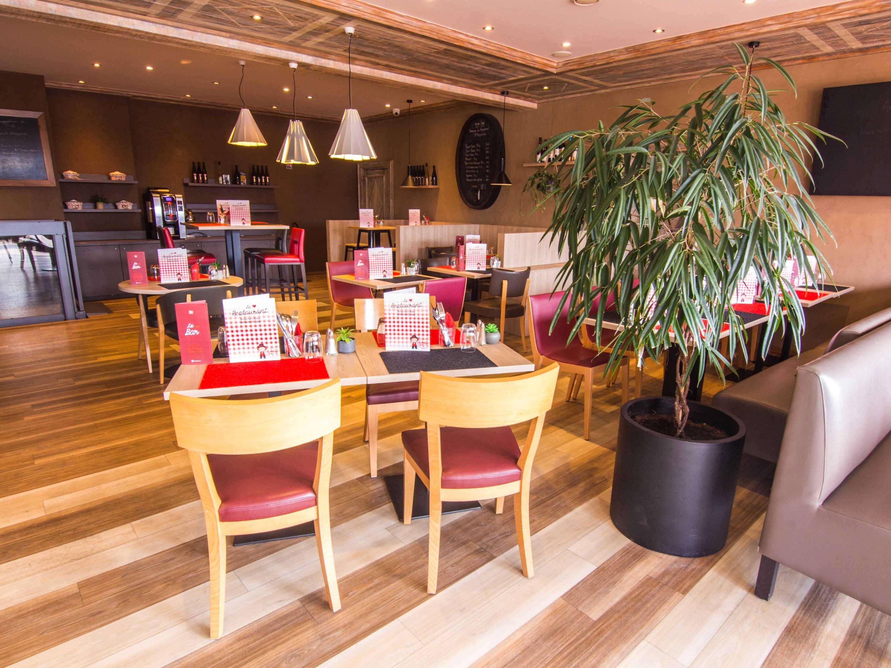 Ibis Colmar Est - Hotel Restaurant En Alsace Horbourg-Wihr Exterior photo