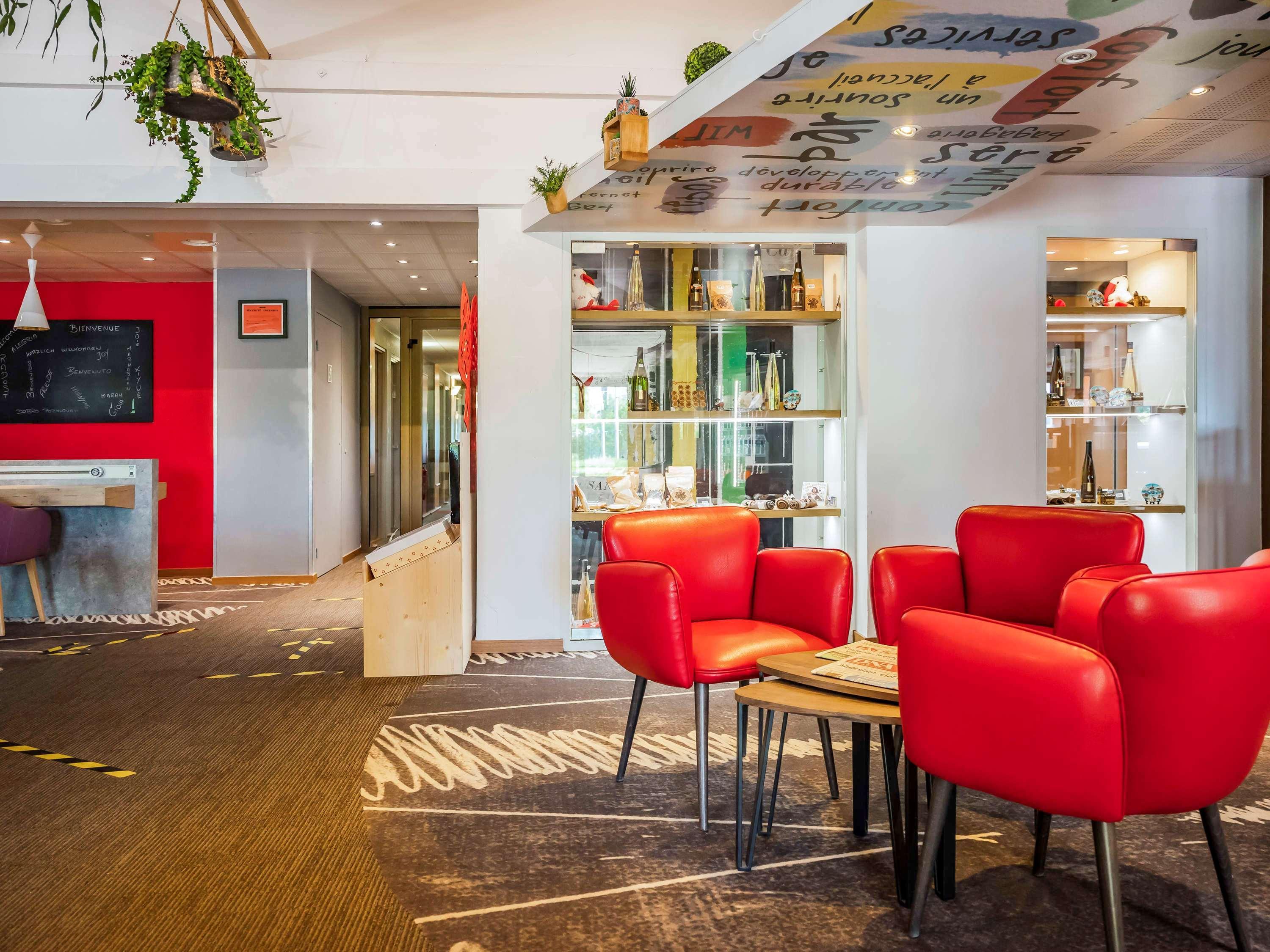 Ibis Colmar Est - Hotel Restaurant En Alsace Horbourg-Wihr Exterior photo