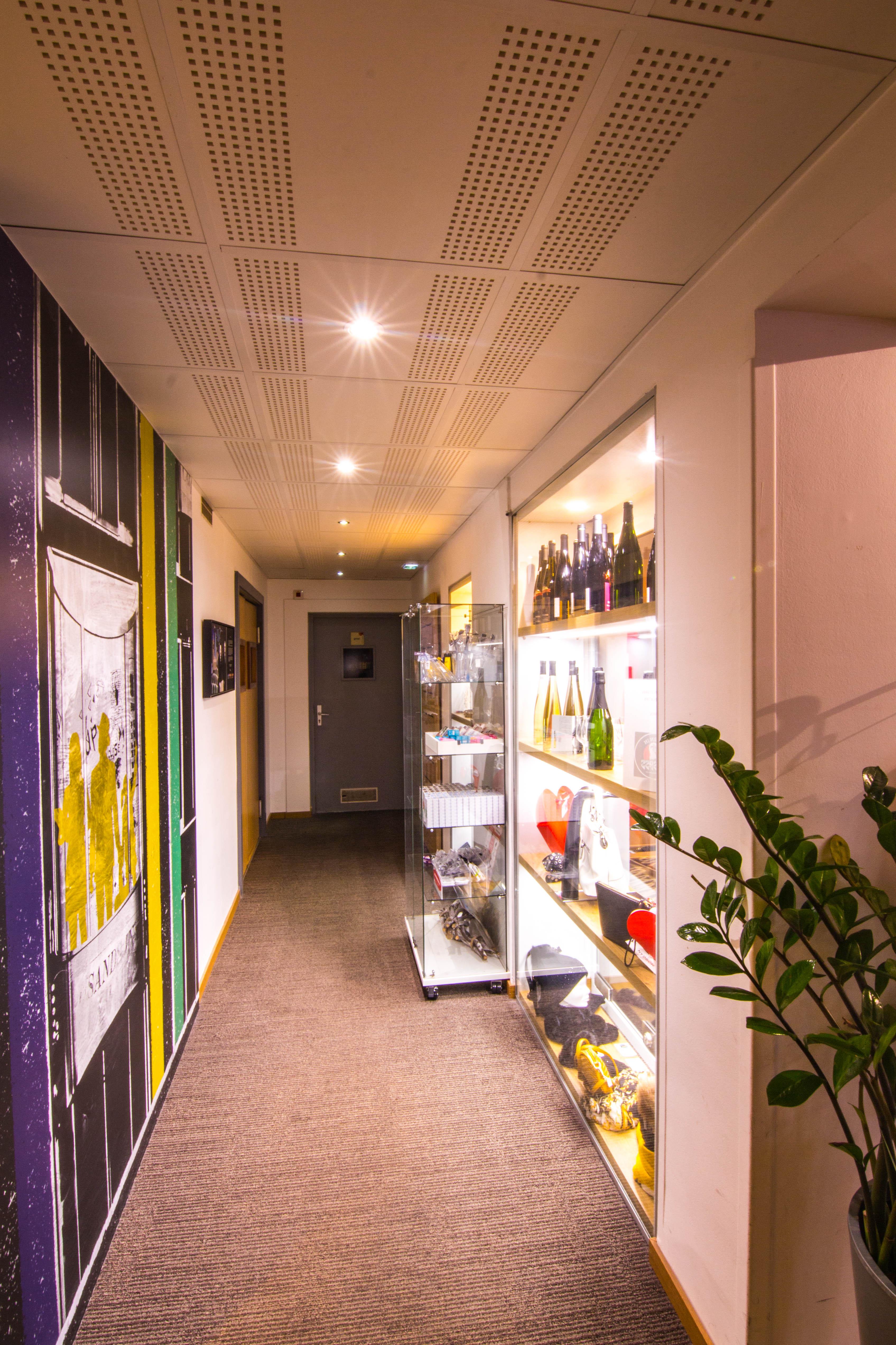 Ibis Colmar Est - Hotel Restaurant En Alsace Horbourg-Wihr Exterior photo